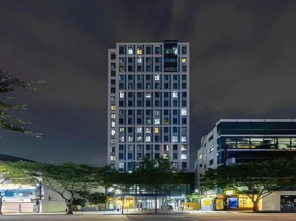The Share Myeongdong High-Rise Floor & Free Gym #Subway Station 3Min #Myeongdong 10Min Apartment Seoul