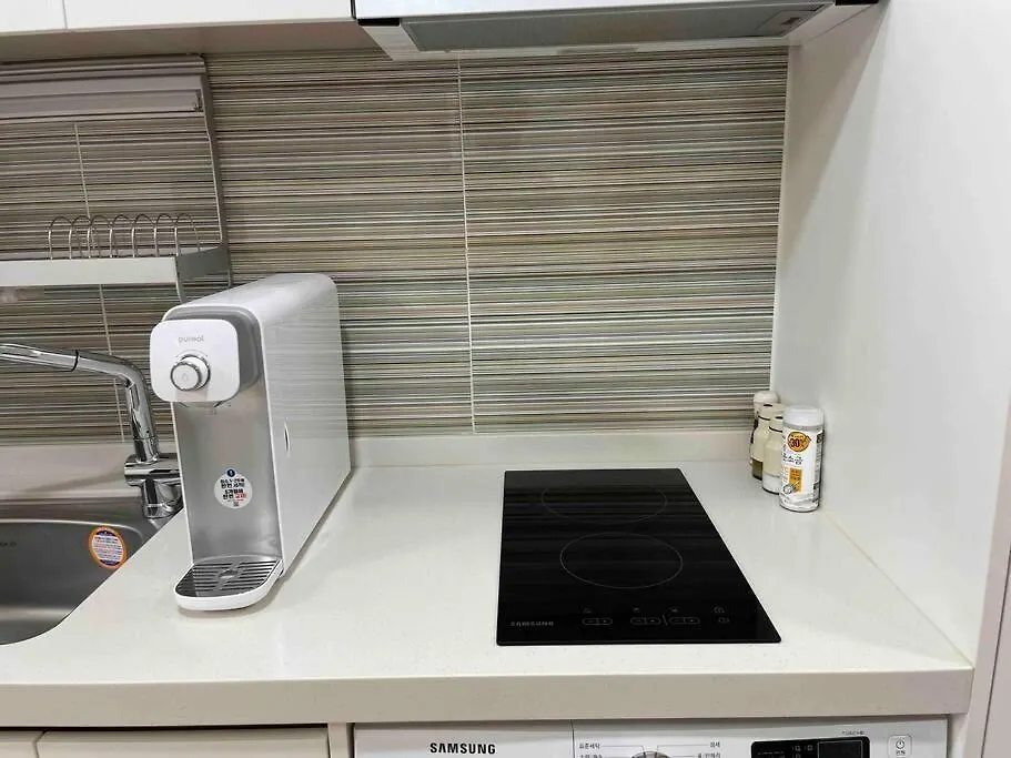 Apartamento The Share Myeongdong High-Rise Floor & Free Gym #Subway Station 3Min #Myeongdong 10Min Seúl 0*,  Corea del Sur