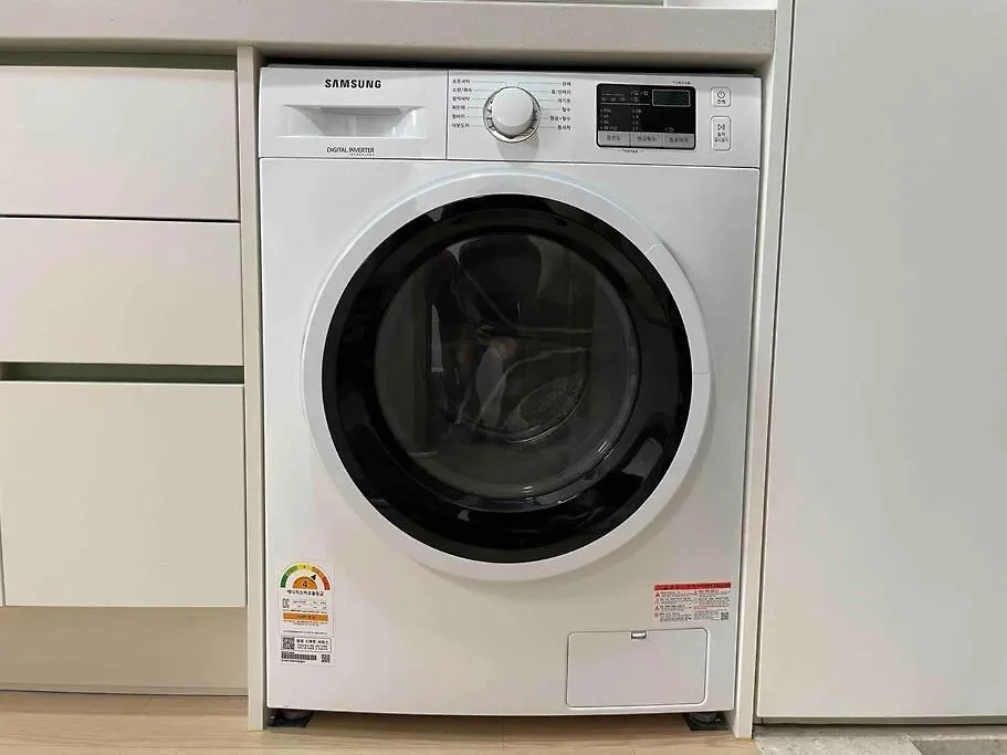 Apartamento The Share Myeongdong High-Rise Floor & Free Gym #Subway Station 3Min #Myeongdong 10Min Seúl 0*,